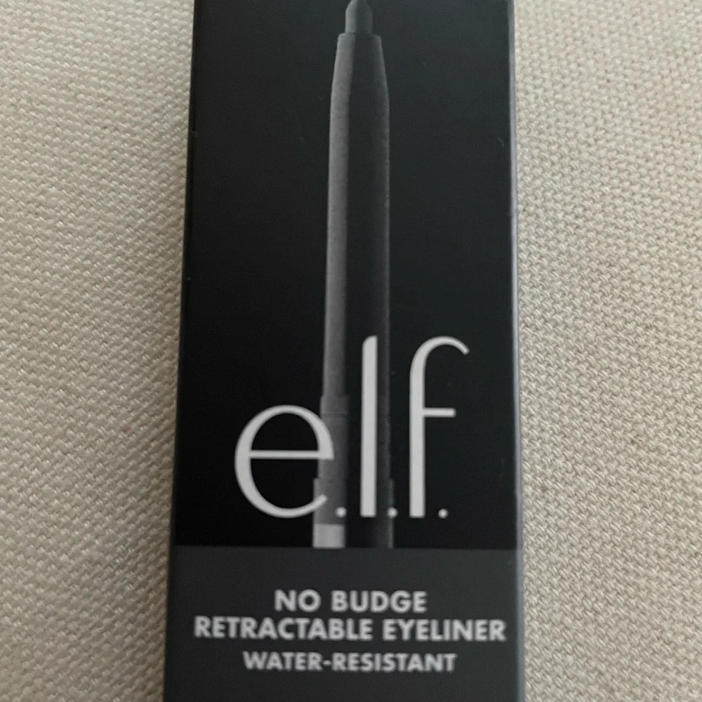 Elf No Budge Retractable Eyeliner Water Resistant Eyeliner